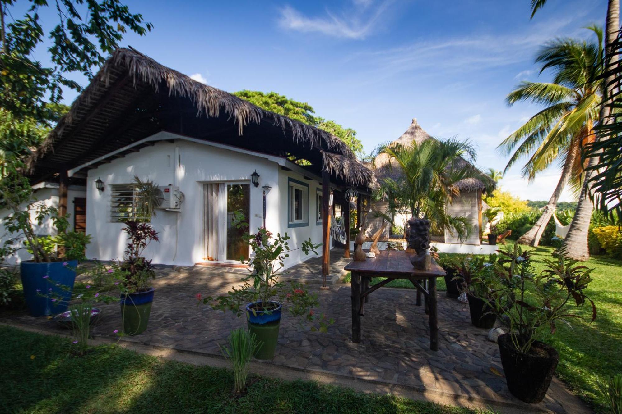 Madirokely House Nosy Be Vila Ambatoloaka  Exterior foto